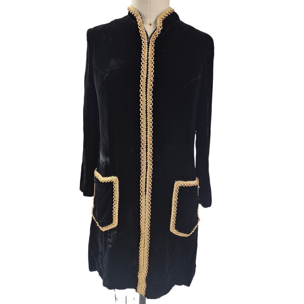 Vtg Black Velvet Dress Coat Gold Trim Pockets Zipper down front 60s 70s Women L